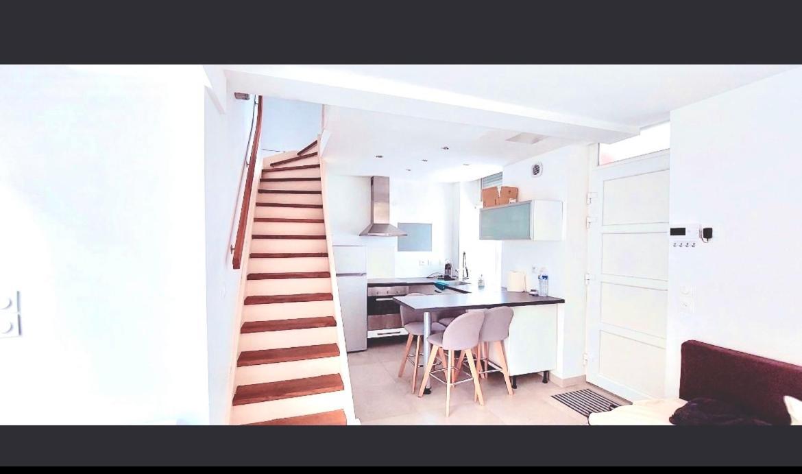 Maison De Charme En Centre Ville Avec Terrasse Lille Exterior foto